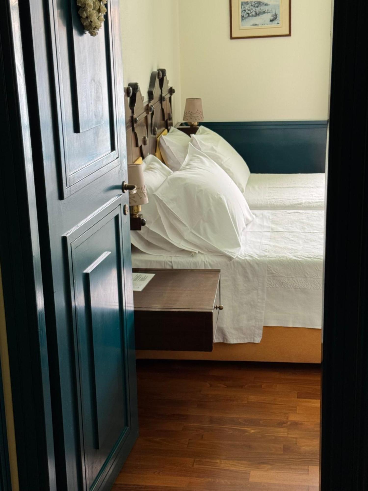 Hotel Aliki Сими Экстерьер фото